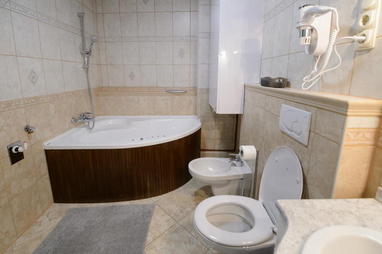 Hr Apartmanhaz Erlau Exterior foto